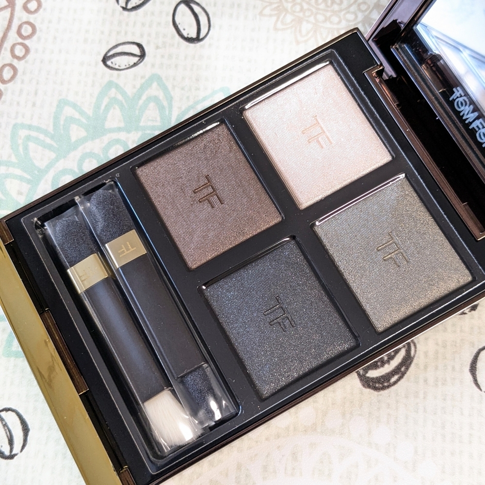 Tom Ford Eye Color Quad Eyeshadow - 05 Double Indemnity - Picture 1 of 10